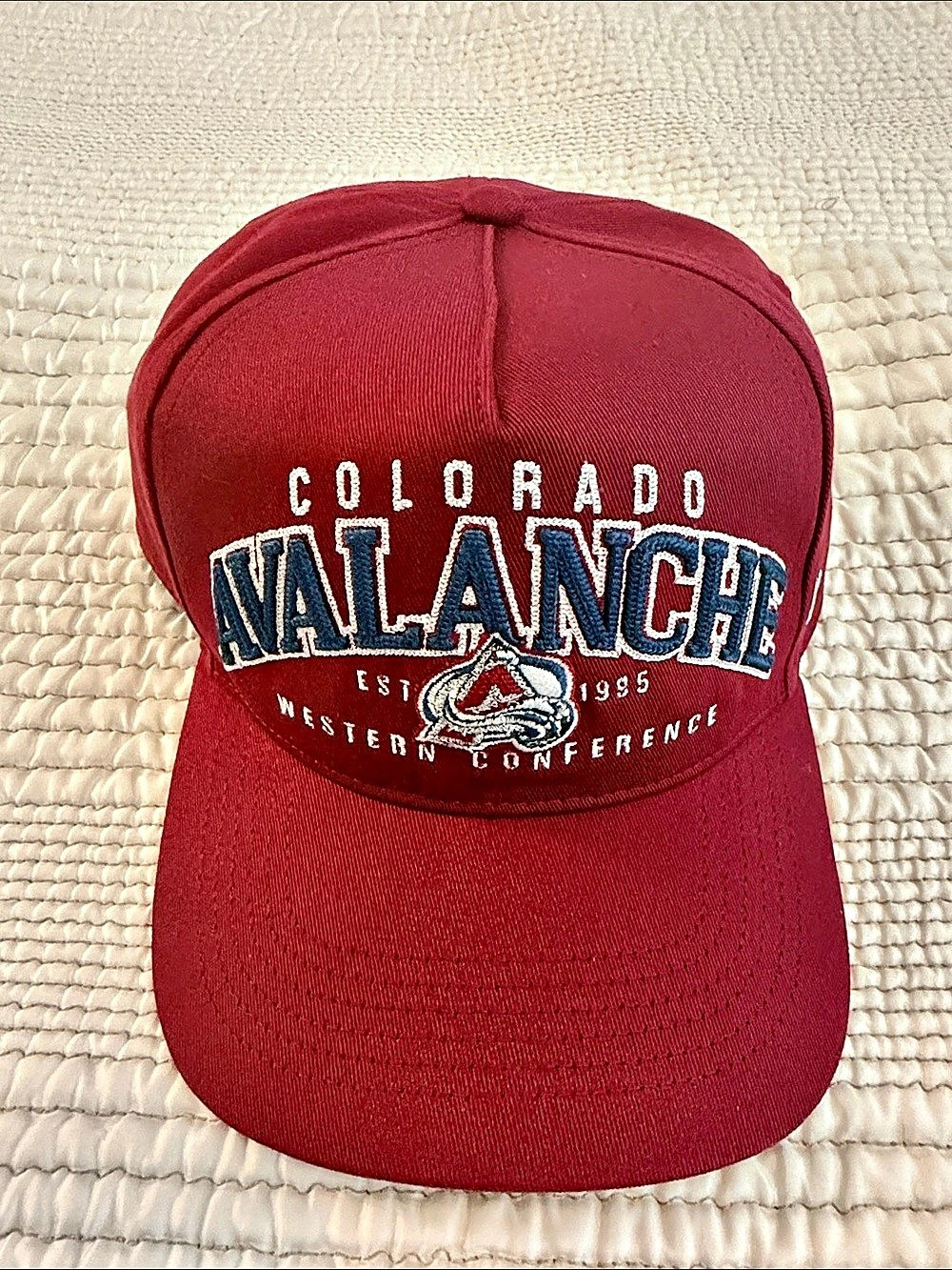 '47 Colorado Avalanche NHL Clean Up Snapback Hat Red & Blue Like New